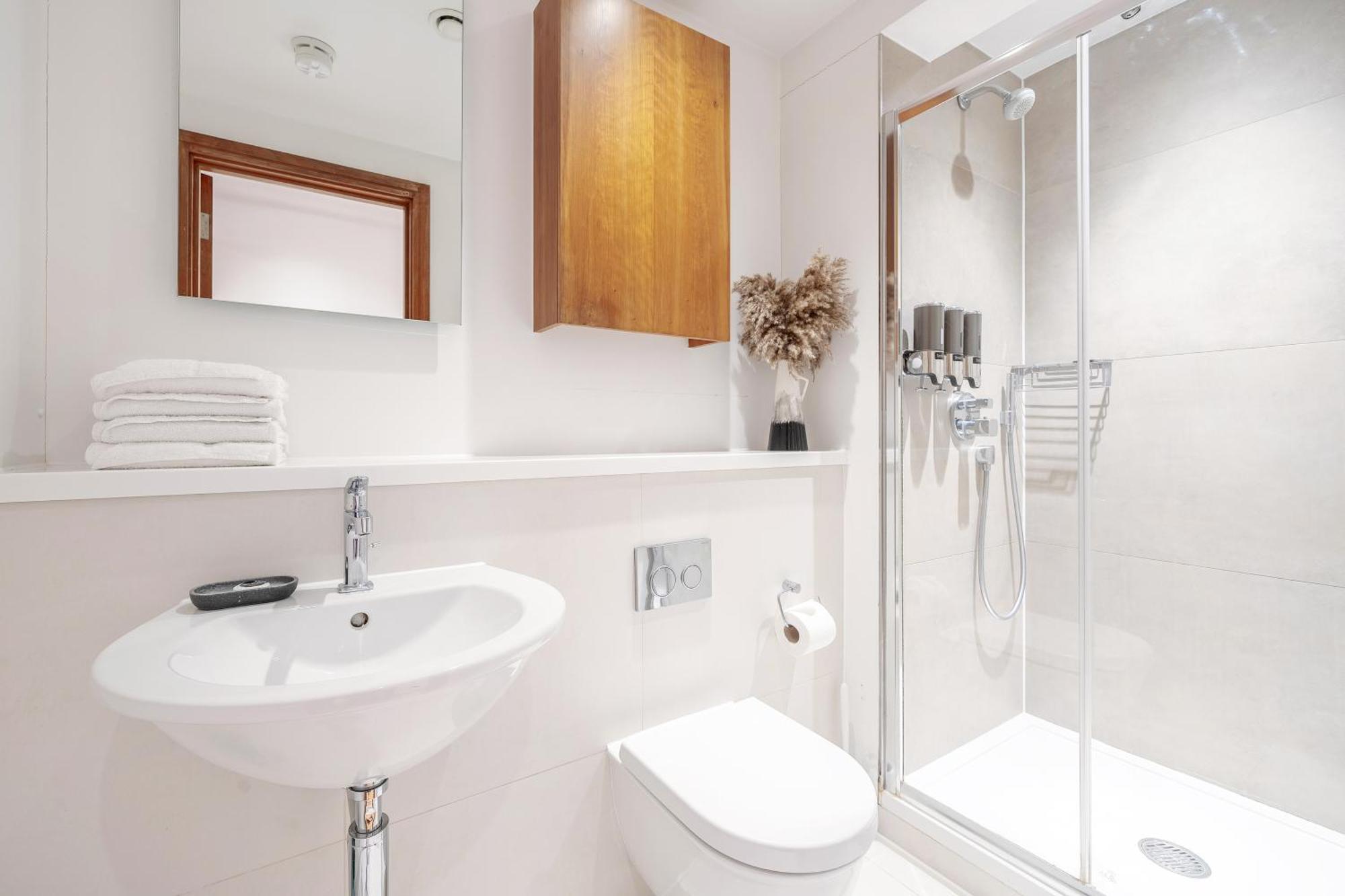 Kula London - Tower Hill Apartment Exterior photo